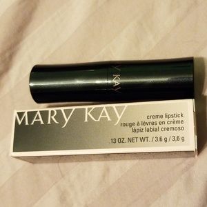 Mary Kay Creme Lipstick in Red